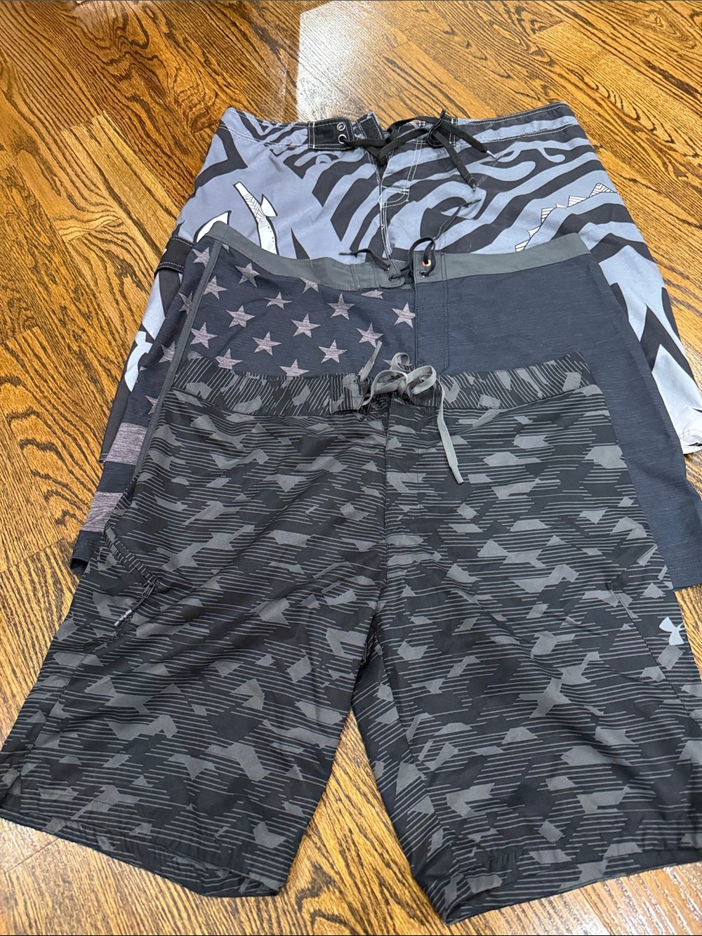 Under Armour/ Unitio/ Hurley Men's Black & Gray Camouflage Athletic Shorts Pack